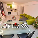 Unirii - Luxury Shabbat Apartman Bukarest